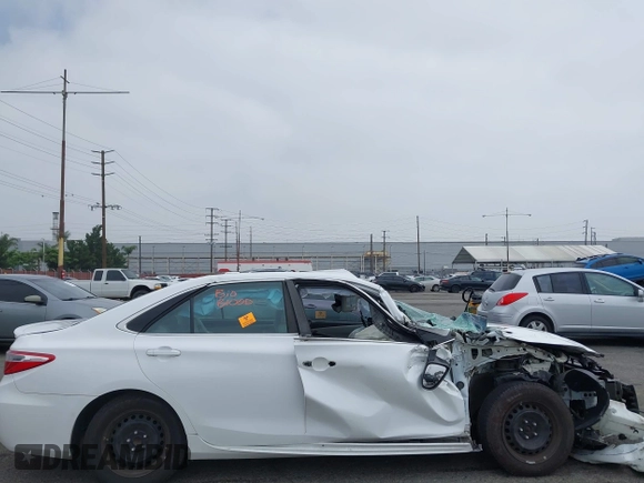 2017 Toyota Camry XLE z VIN 4T1BF1FK1HU814342, wystawiony jako IAAI lot #42433534 z przebiegiem 24 873 mil mil oraz . Historia ofert i sprzedaży dostępna na DreamBid. Obrazek 17.