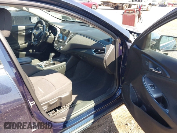 2018 Chevrolet Malibu LT with VIN 1G1ZD5ST4JF206025, listed as a IAAI auction lot 42081714 with 65,069 mi miles and . Bid and sale history available at DreamBid. Image 5.