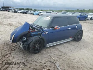 2004 MINI Hardtop S z VIN WMWRE33454TD76934, wystawiony jako Copart lot #58831515 z przebiegiem 125 983 mil mil oraz Szkoda całkowita • Salvage title. Historia ofert i sprzedaży dostępna na DreamBid. Obrazek 1.