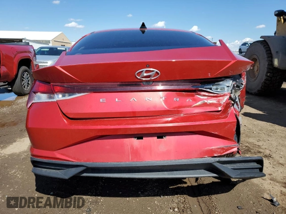2021 Hyundai Elantra SEL z VIN 5NPLM4AG8MH044275, wystawiony jako Copart lot #56269205 z przebiegiem 78 477 mil mil oraz Szkoda całkowita • Salvage title. Historia ofert i sprzedaży dostępna na DreamBid. Obrazek 6.