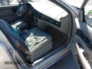 2000 Buick Regal GS with VIN 2G4WF5512Y1219495, listed as a IAAI auction lot 41758016 with 1 mi miles. Bid and sale history available at carsss.com. Image 5.