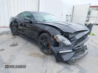 2018 Ford Mustang EcoBoost z VIN 1FA6P8TH6J5176390, wystawiony jako IAAI lot #41806631 z przebiegiem Nie podano mil oraz . Historia ofert i sprzedaży dostępna na DreamBid. Obrazek 1.