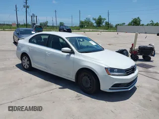 2017 Volkswagen Jetta S с VIN 3VW2B7AJ5HM335697, выставлен на аукционе IAAI как лот 42362171 с пробегом 89 366 миль миль и . История ставок и продаж доступна на DreamBid. Изображение 1.