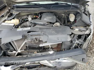 2003 Chevrolet Silverado 1500HD LT z VIN 1GCGC13U93F142570, wystawiony jako Copart lot #70047944 z przebiegiem 243 221 mil mil oraz Szkoda całkowita • Salvage title. Historia ofert i sprzedaży dostępna na DreamBid. Obrazek 12.