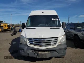 2016 Freightliner Sprinter with VIN WDYPE8DD0GP237024, listed as a Copart auction lot 50743695 with 343,473 mi miles and Salvage Title. Bid and sale history available at DreamBid. Image 5.