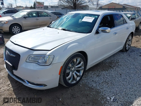 2016 Chrysler 300 with VIN 2C3CCAET1GH165675, listed as a IAAI auction lot 41689151 with 195,094 mi miles. Bid and sale history available at carsss.com. Image 2.