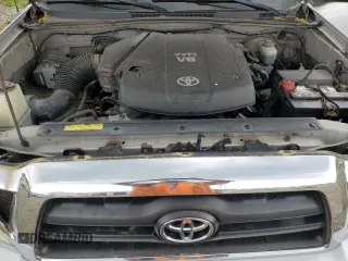 2005 Toyota Tacoma z VIN 5TEMU52N35Z126145, wystawiony jako Copart lot #55391105 z przebiegiem 150 046 mil mil oraz Szkoda całkowita • Salvage title. Historia ofert i sprzedaży dostępna na DreamBid. Obrazek 11.