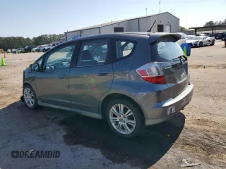 2011 Honda Fit Sport z VIN JHMGE8H5XBC002174, wystawiony jako Copart lot #52220125 z przebiegiem 161 816 mil mil oraz Szkody całkowita. Historia ofert i sprzedaży dostępna na DreamBid. Obrazek 2.