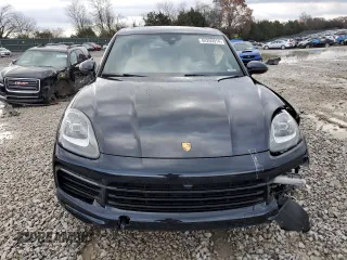 2021 Porsche Cayenne E-Hybrid with VIN WP1AE2AY2MDA24237, listed as a Copart auction lot 84265914 with 41,987 mi miles and Salvage title. Bid and sale history available at DreamBid. Image 5.