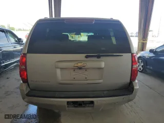 2007 Chevrolet Suburban LTZ with VIN 3GNFC16Y47G267093, listed as a Copart auction lot 77914934 with 188,405 mi miles and Salvage Title. Bid and sale history available at carsss.com. Image 6.