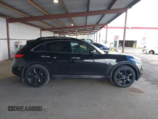2016 Infiniti QX70 z VIN JN8CS1MW2GM752589, wystawiony jako IAAI lot #41826357 z przebiegiem 142 469 mil mil oraz . Historia ofert i sprzedaży dostępna na DreamBid. Obrazek 13.