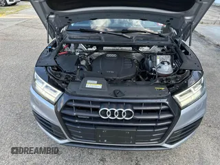 2020 Audi Q5 Premium Plus z VIN WA1BNAFY9L2003365, wystawiony jako IAAI lot #42761355 z przebiegiem 137 371 mil mil oraz . Historia ofert i sprzedaży dostępna na DreamBid. Obrazek 10.