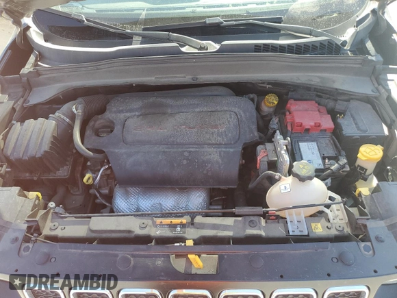 2020 Jeep Renegade Latitude with VIN ZACNJABB8LPL46722, listed as a Copart auction lot 50648745 with 55,420 mi miles and Salvage title. Bid and sale history available at DreamBid. Image 14.