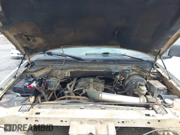 2001 Ford F-150 XL with VIN 1FTZF18261NB38566, listed as a IAAI auction lot 42697870 with Not provided miles and . Bid and sale history available at DreamBid. Image 10.