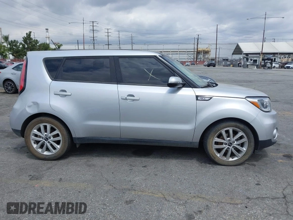 2018 Kia Soul + with VIN KNDJP3A55J7610187, listed as a IAAI auction lot 42121752 with 65,204 mi miles. Bid and sale history available at carsss.com. Image 13.