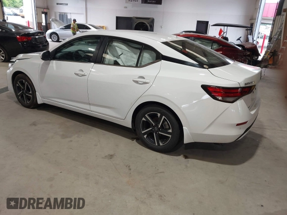 2024 Nissan Sentra SV with VIN 3N1AB8CV2RY226955, listed as a IAAI auction lot 42315544 with 14,572 mi miles and . Bid and sale history available at DreamBid. Image 3.