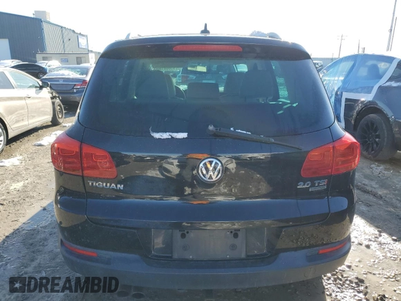 2015 Volkswagen Tiguan SE z VIN WVGBV7AX9FW516731, wystawiony jako Copart lot #49508815 z przebiegiem 172 072 mil mil oraz Szkoda całkowita • Salvage title. Historia ofert i sprzedaży dostępna na DreamBid. Obrazek 6.