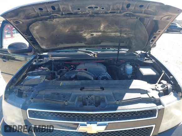 2008 Chevrolet Suburban 3LT with VIN 3GNFC16088G207846, listed as a IAAI auction lot 41483605 with 184,709 mi miles and . Bid and sale history available at DreamBid. Image 10.