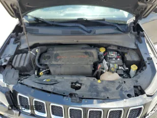 2020 Jeep Compass High Altitude z VIN 3C4NJDCB3LT123497, wystawiony jako Copart lot #59130385 z przebiegiem 107 582 mil mil oraz Czysty tytuł • Clean title. Historia ofert i sprzedaży dostępna na DreamBid. Obrazek 12.