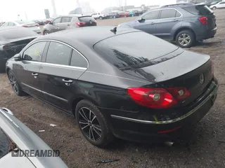 2010 Volkswagen CC Lux Limited Edition z VIN WVWHN7ANXAE533016, wystawiony jako IAAI lot #42506052 z przebiegiem 147 495 mil mil oraz . Historia ofert i sprzedaży dostępna na DreamBid. Obrazek 3.