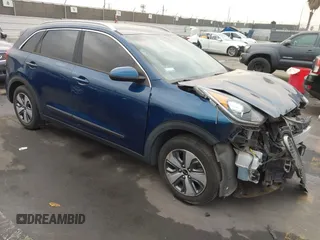 2019 Kia Niro LX with VIN KNDCB3LC8K5338511, listed as a IAAI auction lot 41278841 with 1 mi miles. Bid and sale history available at carsss.com. Image 1.