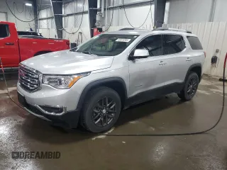2017 GMC Acadia SLT z VIN 1GKKNULS8HZ240858, wystawiony jako Copart lot #48323295 z przebiegiem 115 479 mil mil oraz Szkoda całkowita • Salvage title. Historia ofert i sprzedaży dostępna na DreamBid. Obrazek 1.