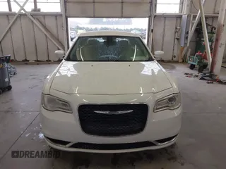 2016 Chrysler 300 Limited with VIN 2C3CCAAG5GH190555, listed as a IAAI auction lot 41837970 with 181,494 mi miles. Bid and sale history available at carsss.com. Image 12.