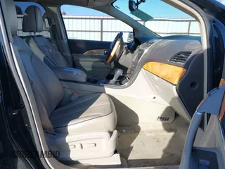 2011 Lincoln MKX with VIN 2LMDJ8JK2BBJ33518, listed as a IAAI auction lot 41827781 with 127,023 mi miles. Bid and sale history available at carsss.com. Image 5.