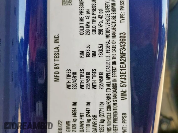 2022 Tesla Model 3 z VIN 5YJ3E1EA2NF343603, wystawiony jako Copart lot #59758095 z przebiegiem 14 965 mil mil oraz Szkoda całkowita • Salvage title. Historia ofert i sprzedaży dostępna na DreamBid. Obrazek 12.