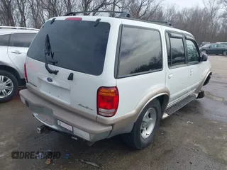 1999 Ford Explorer XLT z VIN 1FMZU35P1XZB05795, wystawiony jako IAAI lot #41692715 z przebiegiem 95 149 mil mil oraz . Historia ofert i sprzedaży dostępna na DreamBid. Obrazek 4.