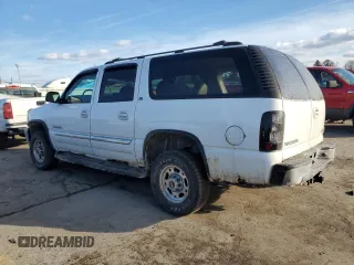 2004 GMC Yukon XL SLT with VIN 3GKGK26G04G233021, listed as a Copart auction lot 42993595 with 144,425 mi miles and Salvage Title. Bid and sale history available at carsss.com. Image 2.