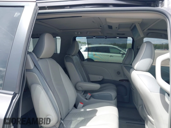 2011 Toyota Sienna XLE AAS with VIN 5TDYK3DC1BS069668, listed as a IAAI auction lot 42055430 with 212,167 mi miles and . Bid and sale history available at DreamBid. Image 8.