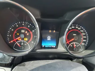 2014 Chevrolet SS z VIN 6G3F15RW3EL933153, wystawiony jako Copart lot #72327654 z przebiegiem 125 277 mil mil oraz Szkody całkowita. Historia ofert i sprzedaży dostępna na DreamBid. Obrazek 9.