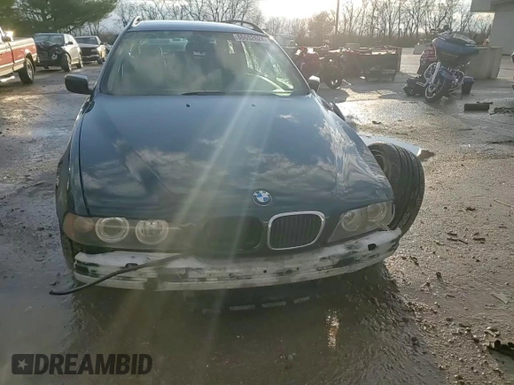 2001 BMW 5 Series 525iT with VIN WBADS33431GD50002, listed as a Copart auction lot 86652624 with Not Provided miles and Salvage Title. Bid and sale history available at carsss.com. Image 10.