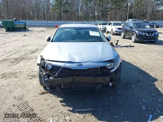 2018 Kia Optima LX with VIN 5XXGT4L3XJG201472, listed as a IAAI auction lot 41394624 with 84,950 mi miles. Bid and sale history available at carsss.com. Image 6.