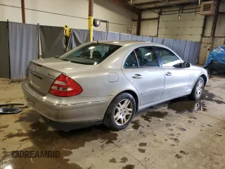 2004 Mercedes-Benz E-Class 3.2L with VIN WDBUF82J54X120960, listed as a Copart auction lot 44427065 with 0 mi miles and Salvage Title. Bid and sale history available at carsss.com. Image 3.