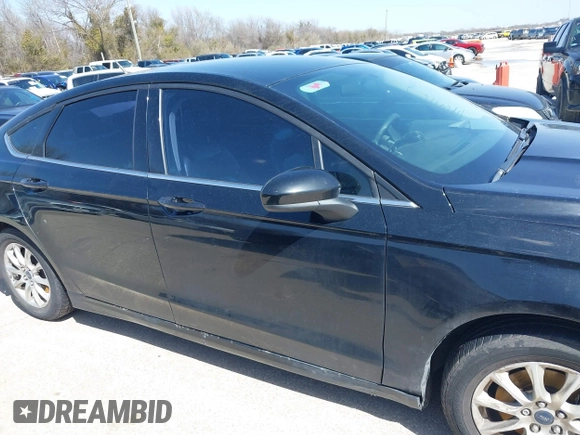 2018 Ford Fusion S with VIN 3FA6P0G70JR262570, listed as a IAAI auction lot 41726472 with 77,658 mi miles. Bid and sale history available at carsss.com. Image 13.