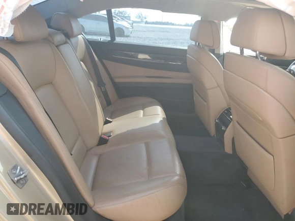 2011 BMW 7 Series 740Li z VIN WBAKB4C52BC574535, wystawiony jako Copart lot #45248435 z przebiegiem Nie podano mil oraz Szkoda całkowita • Salvage title. Historia ofert i sprzedaży dostępna na DreamBid. Obrazek 10.