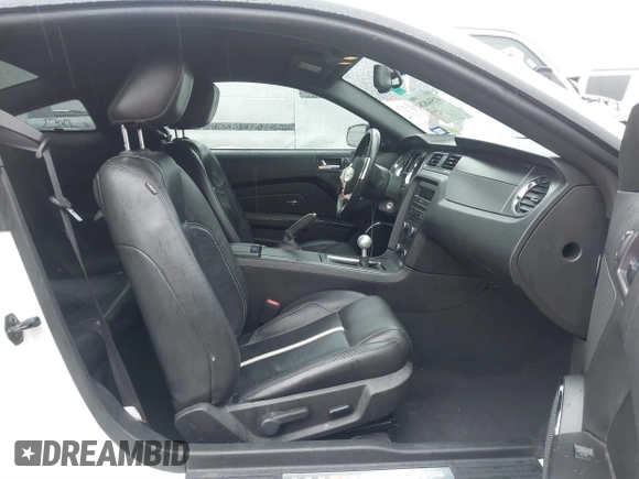 2010 Ford Mustang GT with VIN 1ZVBP8CH9A5104685, listed as a IAAI auction lot 41534828 with 82,771 mi miles and . Bid and sale history available at carsss.com. Image 5.