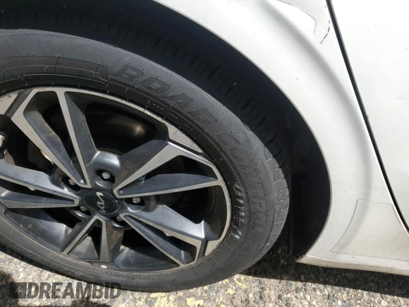 2022 Kia Forte LXS z VIN 3KPF24AD5NE490835, wystawiony jako IAAI lot #42360409 z przebiegiem 48 775 mil mil oraz . Historia ofert i sprzedaży dostępna na DreamBid. Obrazek 1.