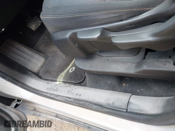 2018 Chevrolet Traverse LS with VIN 1GNERFKW8JJ172506, listed as a IAAI auction lot 42164354 with Not provided miles and . Bid and sale history available at DreamBid. Image 6.