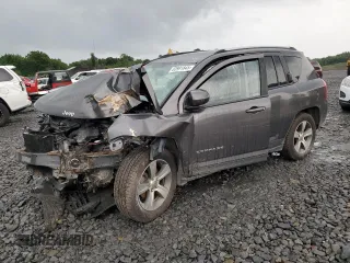 2017 Jeep Compass Latitude с VIN 1C4NJDEB8HD177999, выставлен на аукционе Copart как лот 63991845 с пробегом Не указан миль и Списание • Salvage title. История ставок и продаж доступна на DreamBid. Изображение 1.