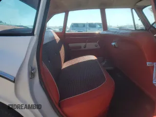 1960 Plymouth Valiant z VIN 1302156208, wystawiony jako Copart lot #65171755 z przebiegiem 84 776 mil mil oraz Czysty tytuł • Clean title. Historia ofert i sprzedaży dostępna na DreamBid. Obrazek 10.