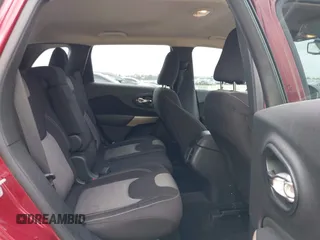 2017 Jeep Cherokee Sport с VIN 1C4PJLAB4HD231162, выставлен на аукционе IAAI как лот 41937402 с пробегом 84 475 миль миль и . История ставок и продаж доступна на DreamBid. Изображение 8.