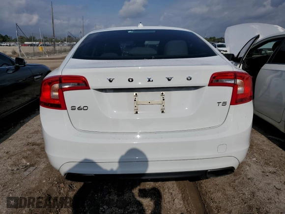2015 Volvo S60 T5 Drive-E Premier with VIN YV140MFB0F1317291, listed as a Copart auction lot 49620273 with 47,927 mi miles. Bid and sale history available at carsss.com. Image 6.