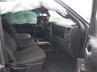 2021 Chevrolet Silverado 1500 RST with VIN 3GCUYEED2MG372203, listed as a IAAI auction lot 41395586 with 119,872 mi miles. Bid and sale history available at carsss.com. Image 5.