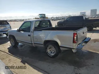 1996 Chevrolet Silverado 1500 with VIN 1GCEC14W7TZ165173, listed as a Copart auction lot 86273094 with 168,737 mi miles and Salvage Title. Bid and sale history available at DreamBid. Image 2.
