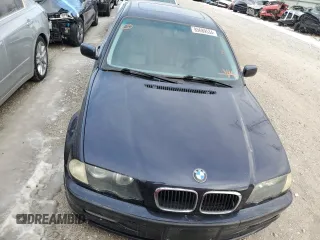 2001 BMW 3 Series 325i with VIN WBAAV33491FU84073, listed as a Copart auction lot 85689534 with 164,798 mi miles and Salvage Title. Bid and sale history available at carsss.com. Image 5.