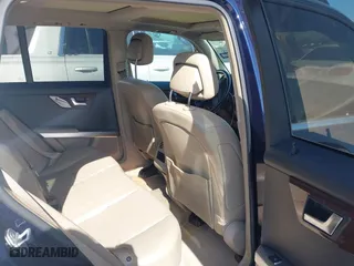 2012 Mercedes-Benz GLK-Class GLK 350 with VIN WDCGG8HB9CF885891, listed as a IAAI auction lot 42007117 with 153,562 mi miles. Bid and sale history available at carsss.com. Image 8.