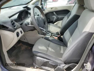2012 Ford Fiesta S z VIN 3FADP4AJ4CM111525, wystawiony jako Copart lot #56293815 z przebiegiem 91 525 mil mil oraz Nie do naprawy • Non repairable. Historia ofert i sprzedaży dostępna na DreamBid. Obrazek 7.